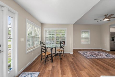 Villa ou maison à vendre à Punta Gorda, Floride: 2 chambres, 99.31 m2 № 2313494 - photo 12
