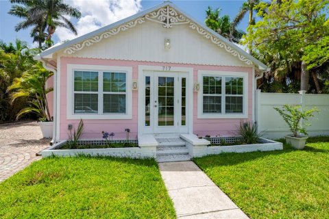 Villa ou maison à vendre à Punta Gorda, Floride: 2 chambres, 99.31 m2 № 2313494 - photo 2