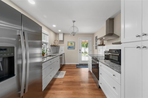 Villa ou maison à vendre à Punta Gorda, Floride: 2 chambres, 99.31 m2 № 2313494 - photo 17