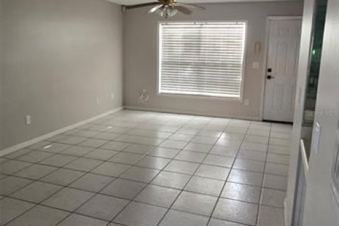 Condo in Winter Park, Florida, 2 bedrooms  № 2400292 - photo 2