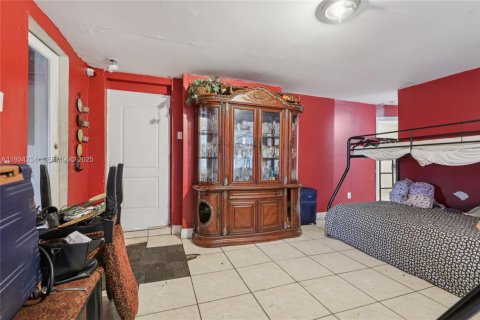 Casa en venta en Miramar, Florida, 4 dormitorios, 162.3 m2 № 1992649 - foto 17