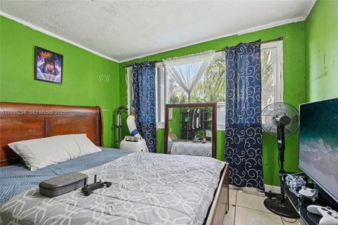 Casa en venta en Miramar, Florida, 4 dormitorios, 162.3 m2 № 1992649 - foto 22