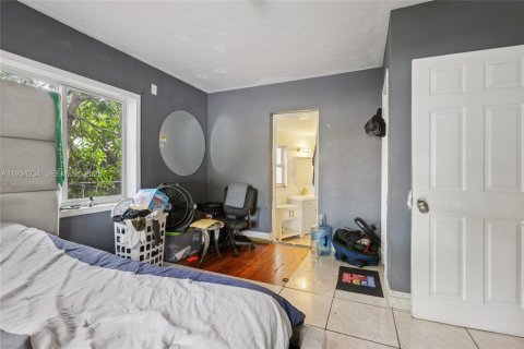 Casa en venta en Miramar, Florida, 4 dormitorios, 162.3 m2 № 1992649 - foto 14