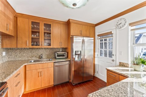 Condominio en venta en Miami, Florida, 2 dormitorios, 91.69 m2 № 1855153 - foto 3