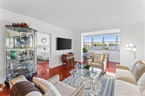 Condominio en venta en Miami, Florida, 2 dormitorios, 91.69 m2 № 1855153 - foto 7