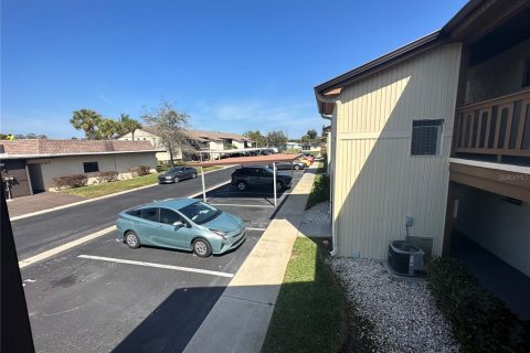 Condo in New Port Richey, Florida, 1 bedroom  № 1361658 - photo 15