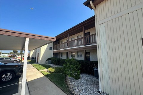 Condo in New Port Richey, Florida, 1 bedroom  № 1361658 - photo 21