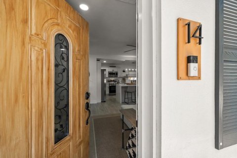 House in Clearwater, Florida 3 bedrooms, 111.11 sq.m. № 1675930 - photo 10