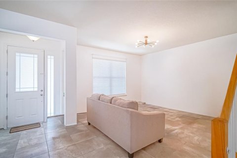 Townhouse in Orlando, Florida 3 bedrooms, 142.7 sq.m. № 2329373 - photo 5