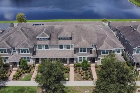 Townhouse in Orlando, Florida 3 bedrooms, 142.7 sq.m. № 2329373 - photo 3