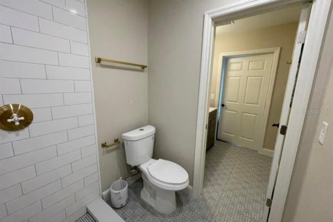 Commercial property in Daytona Beach, Florida 1488.39 sq.m. № 1769337 - photo 25