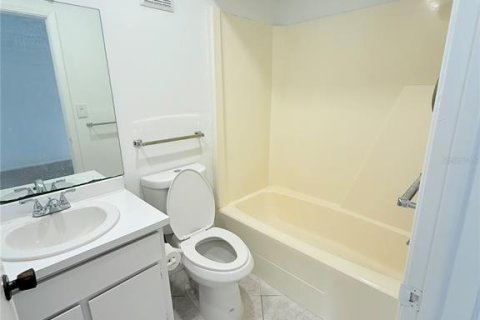 Купить виллу или дом в Сент-Питерсберг, Флорида 9 комнат, 132.48м2, № 1913506 - фото 11