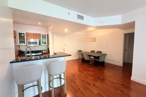 Condo à Aventura, Floride, 2 chambres № 2307407