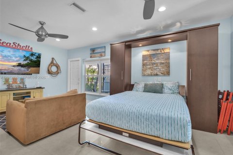 Condo in Hollywood, Florida  № 2075873 - photo 6