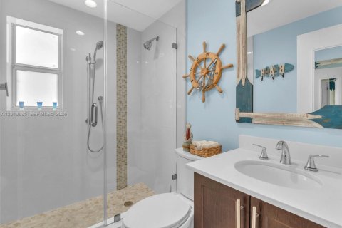 Condo in Hollywood, Florida  № 2075873 - photo 13