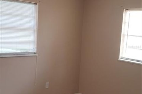 Casa en venta en Orlando, Florida, 3 dormitorios, 159.51 m2 № 1663237 - foto 13