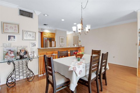 Купить таунхаус в Майами-Лейкс, Флорида 4 спальни, 204.85м2, № 1999025 - фото 11