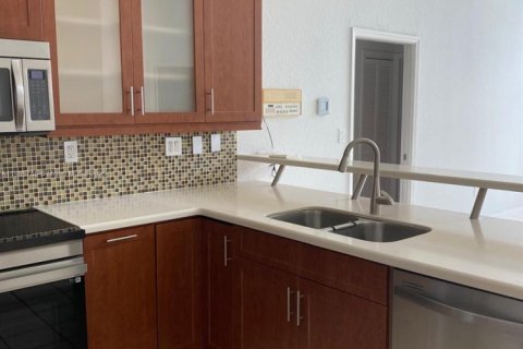 Casa en alquiler en Doral, Florida, 3 dormitorios, 176.98 m2 № 2012482 - foto 13