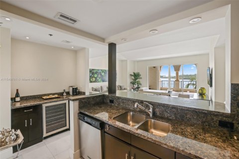 Copropriété à louer à Miami Beach, Floride: 3 chambres, 207.54 m2 № 2042211 - photo 14