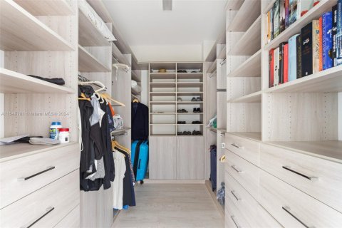 Copropriété à louer à Miami Beach, Floride: 3 chambres, 207.54 m2 № 2042211 - photo 25