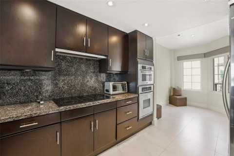 Copropriété à louer à Miami Beach, Floride: 3 chambres, 207.54 m2 № 2042211 - photo 12