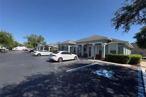 Commercial property in Tampa, Florida 277.78 sq.m. № 2198198 - photo 3