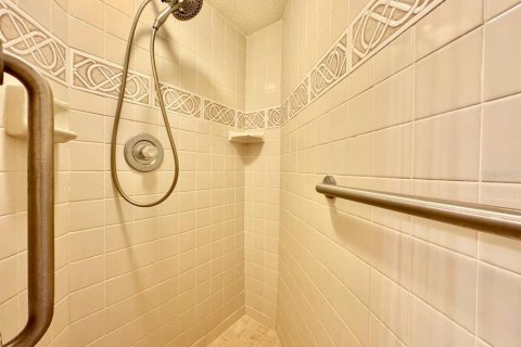 Condo in Saint Petersburg, Florida, 2 bedrooms  № 1842265 - photo 26