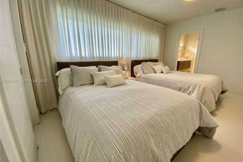 Villa ou maison à louer à Miami Beach, Floride: 4 chambres, 258.83 m2 № 2154911 - photo 19