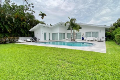 Villa ou maison à louer à Miami Beach, Floride: 4 chambres, 258.83 m2 № 2154911 - photo 6