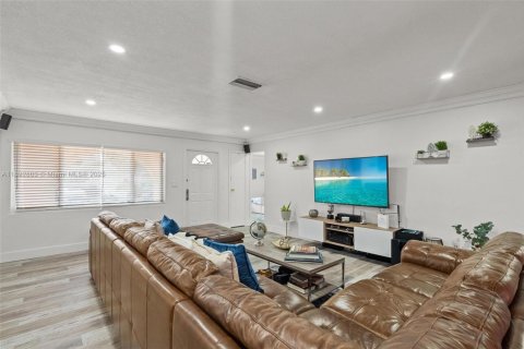 Villa ou maison à vendre à Sunrise, Floride: 3 chambres, 182.09 m2 № 1949048 - photo 13