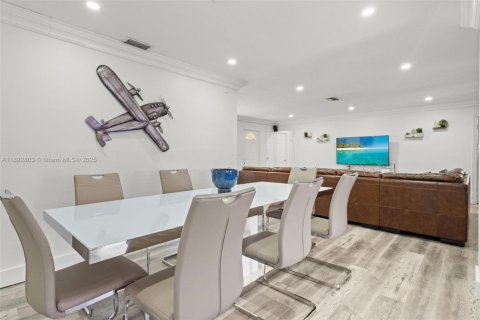 Villa ou maison à vendre à Sunrise, Floride: 3 chambres, 182.09 m2 № 1949048 - photo 6
