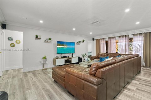 Villa ou maison à vendre à Sunrise, Floride: 3 chambres, 182.09 m2 № 1949048 - photo 12