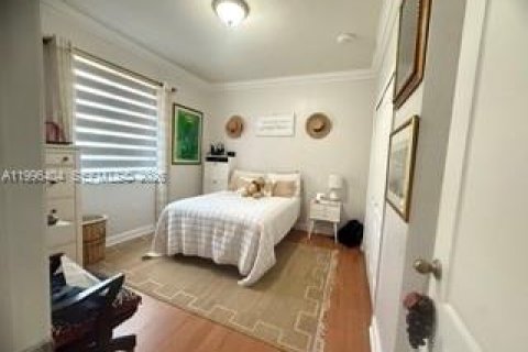 Снять в аренду виллу или дом в Майами, Флорида 3 спальни, 200.85м2, № 2058654 - фото 9