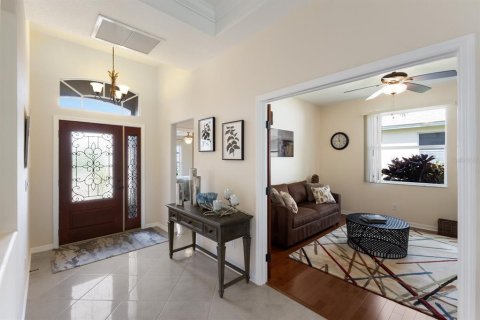 Villa ou maison à vendre à Sarasota, Floride: 2 chambres, 154.96 m2 № 1902708 - photo 5