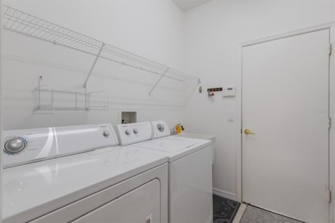 Villa ou maison à vendre à Sarasota, Floride: 2 chambres, 154.96 m2 № 1902708 - photo 25