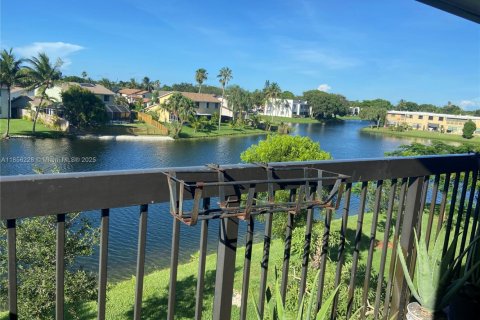 Condominio en venta en Sunrise, Florida, 2 dormitorios, 91.6 m2 № 1881768 - foto 29