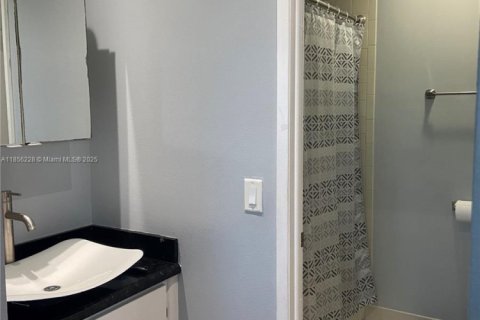 Condominio en venta en Sunrise, Florida, 2 dormitorios, 91.6 m2 № 1881768 - foto 22