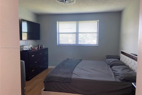 Condominio en venta en Sunrise, Florida, 2 dormitorios, 91.6 m2 № 1881768 - foto 24