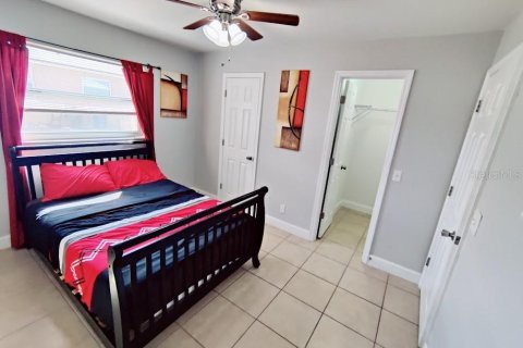 Villa ou maison à louer à Longwood, Floride: 5 chambres, 190.82 m2 № 2232070 - photo 6