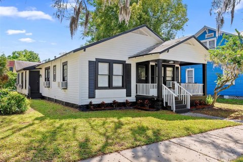 House in Orlando, Florida 2 bedrooms, 52.58 sq.m. № 2205547 - photo 16