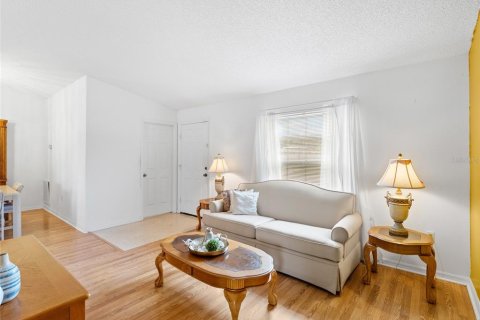 Casa en venta en Palm Bay, Florida, 3 dormitorios, 137.4 m2 № 2225430 - foto 3
