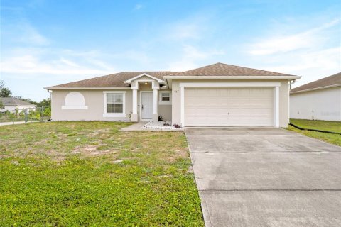 House in Palm Bay, Florida 3 bedrooms, 137.4 sq.m. № 2225430