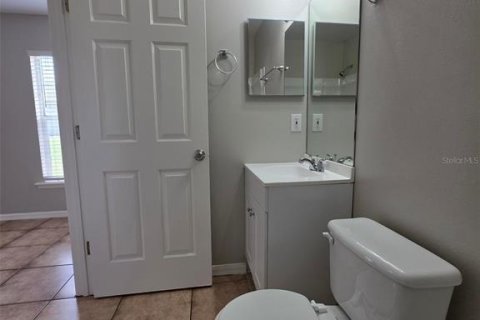 House in Poinciana, Florida 3 bedrooms, 98.66 sq.m. № 2155679 - photo 25