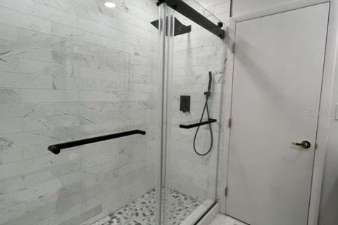 Villa ou maison à louer à Deerfield Beach, Floride: 4 chambres, 370.31 m2 № 1642426 - photo 9