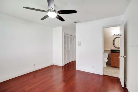 Villa ou maison à louer à Deerfield Beach, Floride: 4 chambres, 370.31 m2 № 1642426 - photo 22