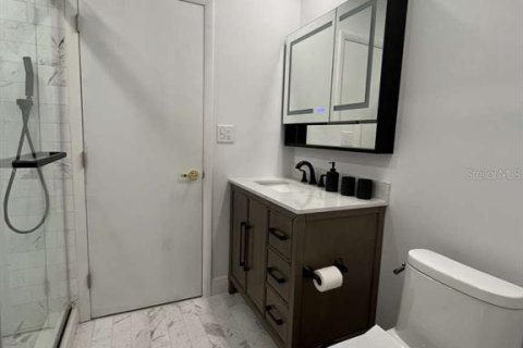 Villa ou maison à louer à Deerfield Beach, Floride: 4 chambres, 370.31 m2 № 1642426 - photo 10