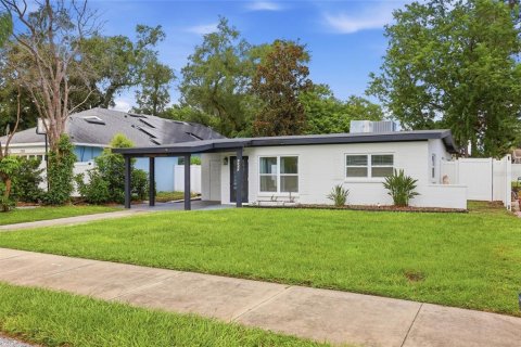 Villa ou maison à louer à Orlando, Floride: 2 chambres, 114.27 m2 № 2380554 - photo 2