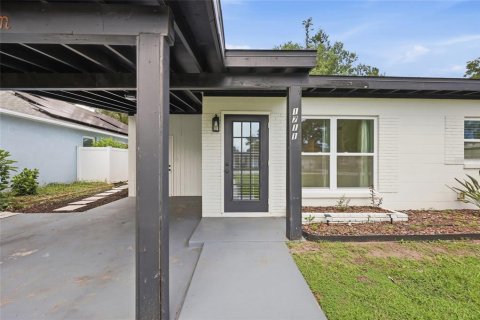 Villa ou maison à louer à Orlando, Floride: 2 chambres, 114.27 m2 № 2380554 - photo 5