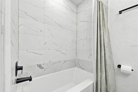 Villa ou maison à louer à Orlando, Floride: 2 chambres, 114.27 m2 № 2380554 - photo 24