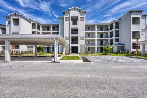 Condominio en alquiler en Venice, Florida, 2 dormitorios, 104.05 m2 № 1371773 - foto 1